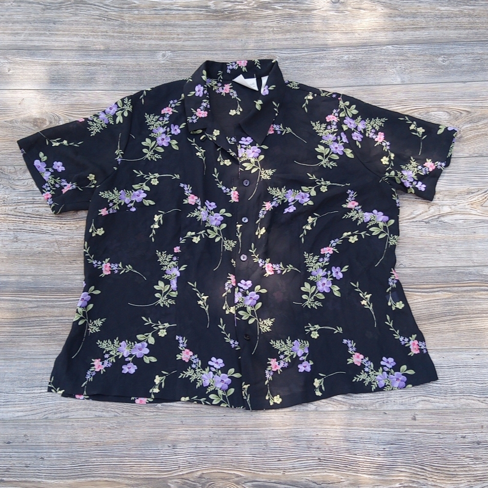 Floral Pattern Semi Sheer Short Sleeve Button Down Front Blouse Top